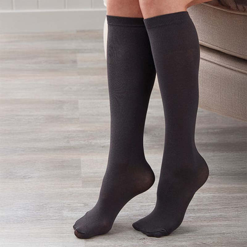 Women's Flat Knit Cashmere Blend Knee High Sock in Charcoal main image 0
