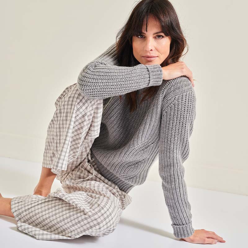 The Chunky 12 Ply Cashmere Crew Neck Sweater
