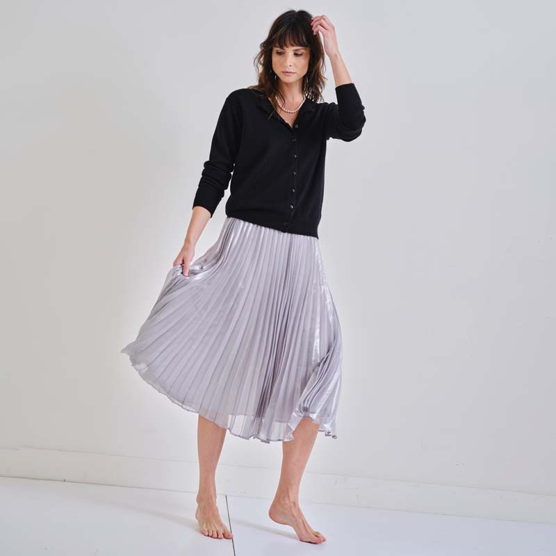 The Cashmere Fitted Cardigan