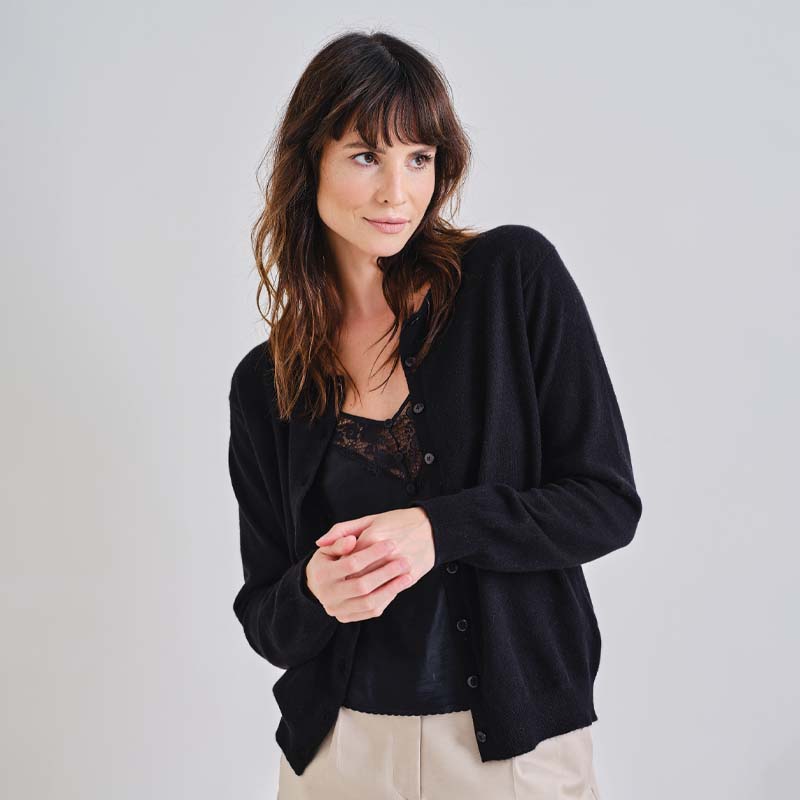 The Cashmere Fitted Cardigan