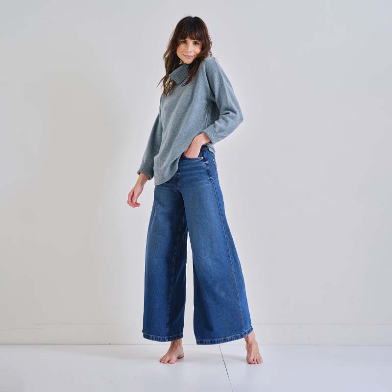 The Cashmere Relaxed Cowl Neck Sweater