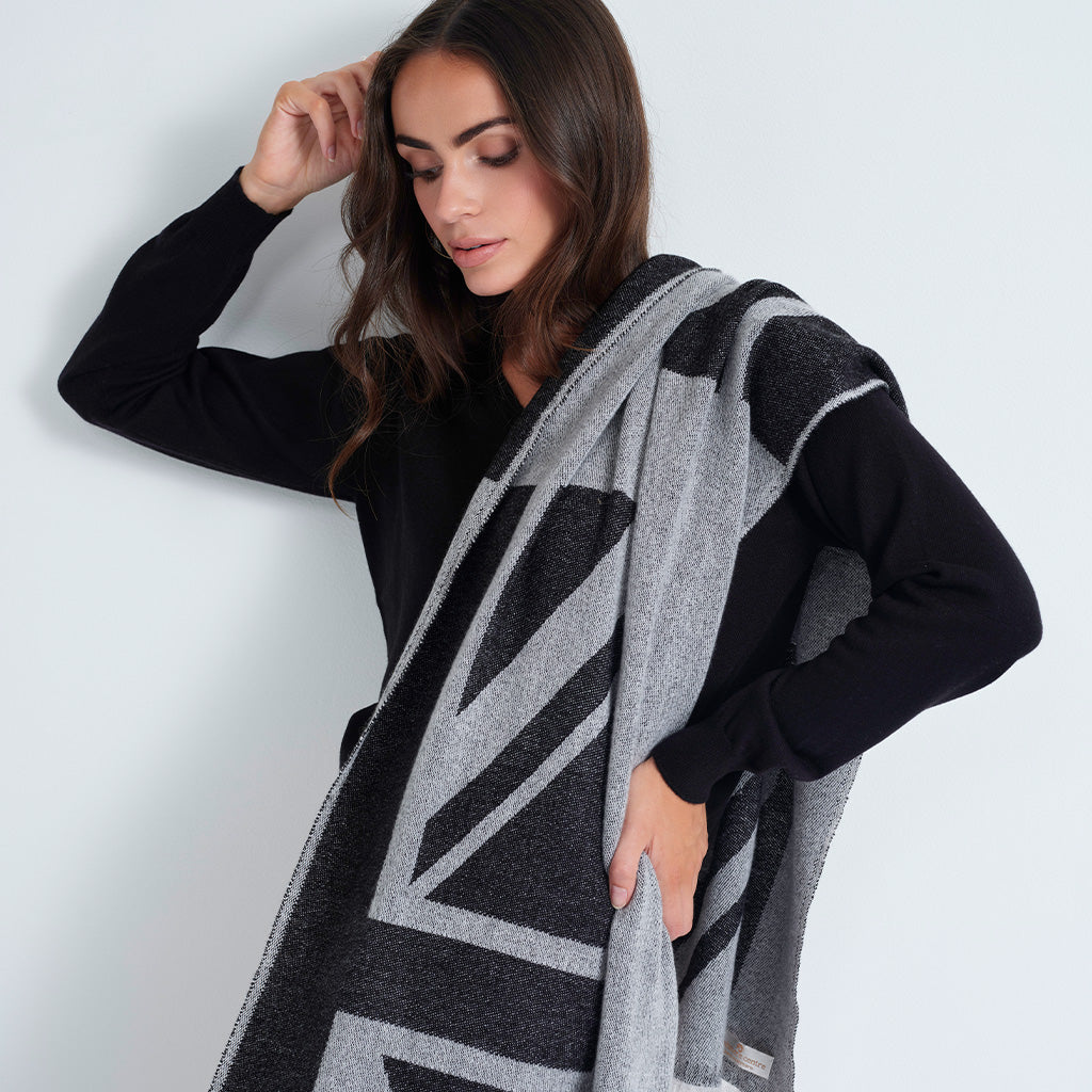 The Cashmere Union Stole